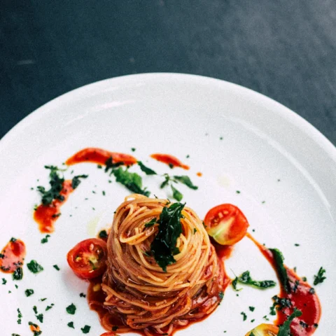Roasted Garlic Tomato Basil Sauce